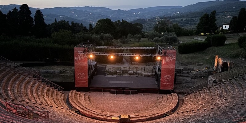 l'area archeologica al tramonto