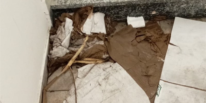 Cartoni per contenere le infiltrazioni