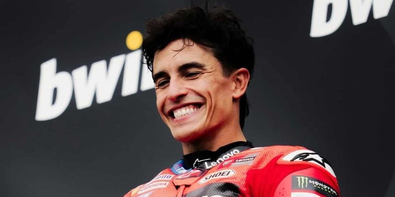 Paragone fra Marquez e Rossi? - www.okmugello.it