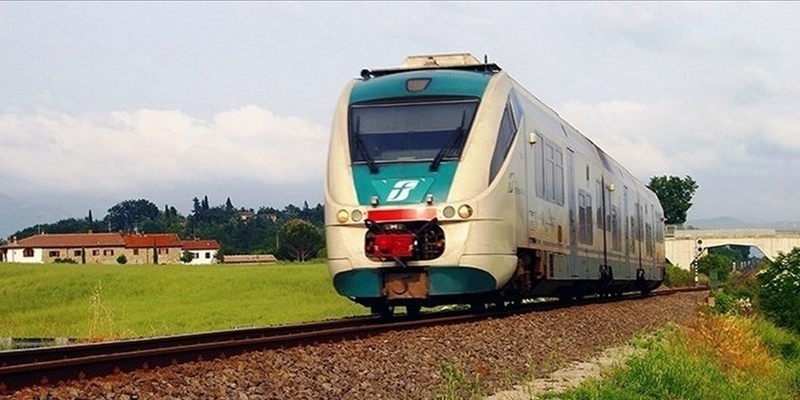Giannelli - Ferrovia Faentina - Continua l'inferno dei pendolari.