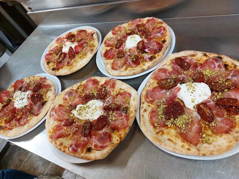 Andrea Bongi e la sua premiata Pizza Pugliese