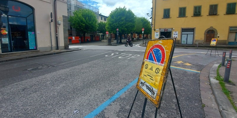 di Publiacqua per il rinnovo della rete idrica in piazza Serristori a Figline