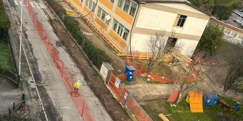 Sieci. Avanzano i lavori di riqualificazione in via Galileo Galilei