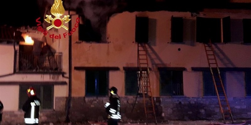 Esplosione in un’abitazione a Barberino di Mugello: un uomo trovato senza vita