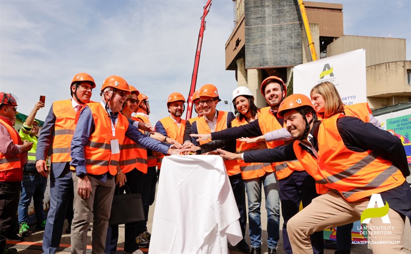 L'avvio della demolizione dell'inceneritore