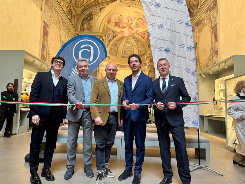 Il taglio del nastro