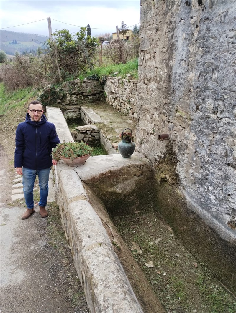 l'assessore Saturnini durante un sopralluogo