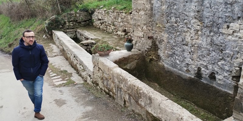 l'assessore Saturnini durante un sopralluogo