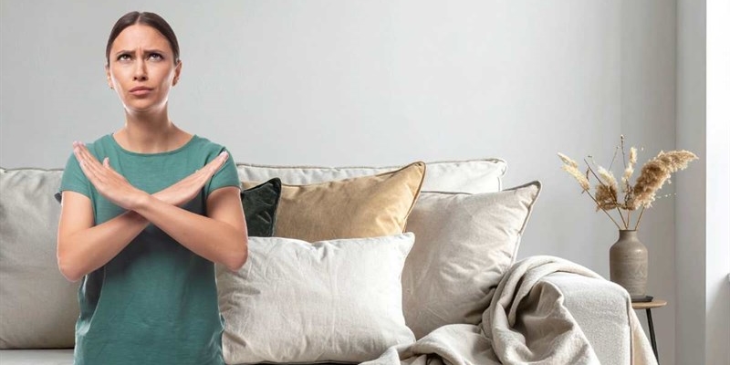 Dici addio al divano pieno di cuscini: la nuova tendenza che spopolerà nel 2026 - okmugello.it