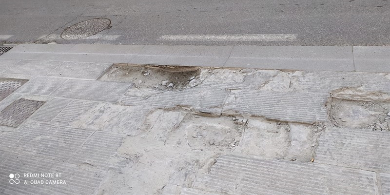 Borgo San Lorenzo restiling per i marciapiedi