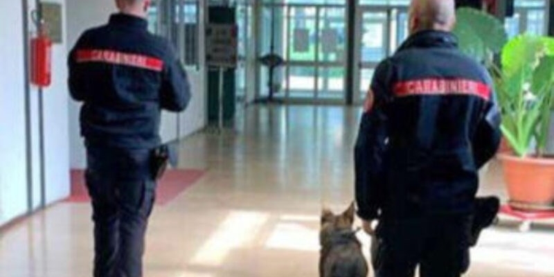 Controlli antidroga a scuola