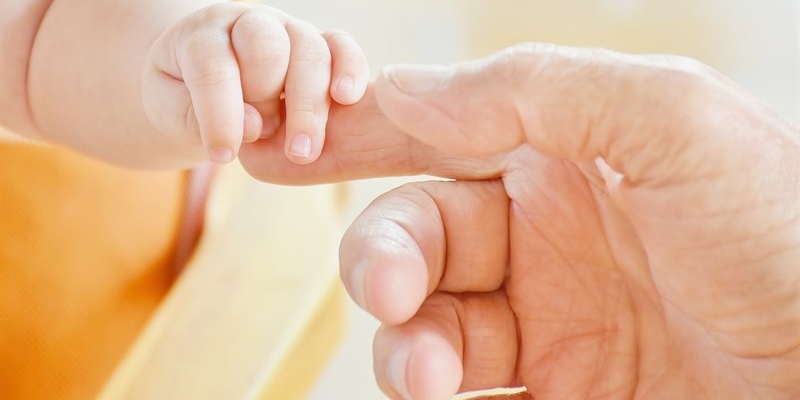 Neonata rischia di morire 70 minuti dopo la nascita: piccolo miracolo all'ospedale di Ponte a Niccheri