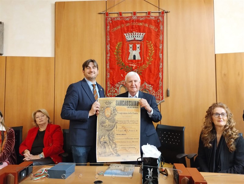 Gli ospiti e il sindaco Ciappi