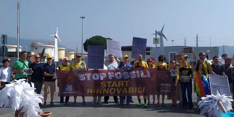 Stop fossili start rinnovabili