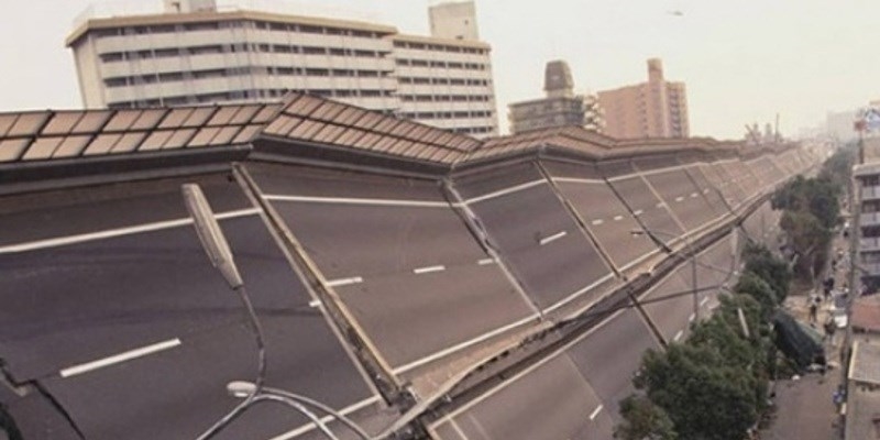 1995 - Grave terremoto a Kobe 