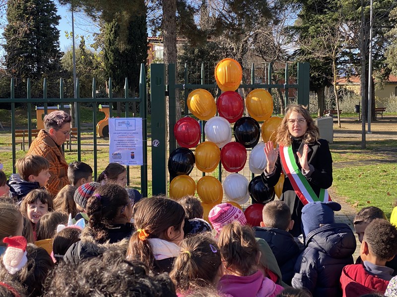 Inaugurazione con la scuola primaria di Reggello dell'Albero per la sicurezza