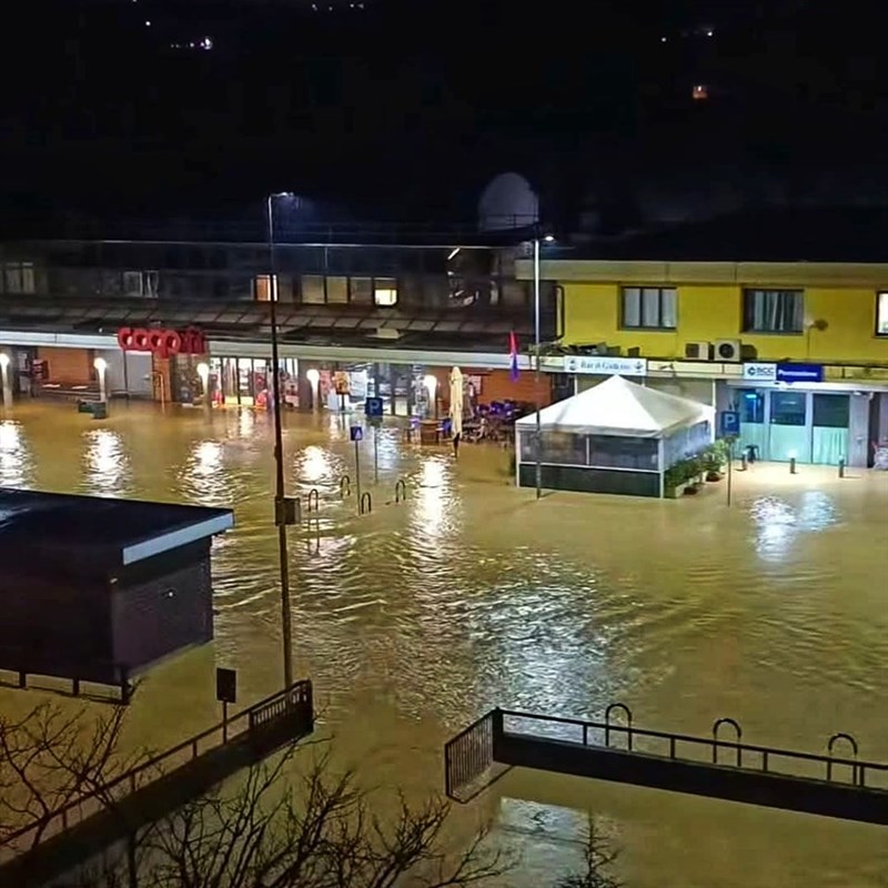 Alluvione Valdisieve 2025, volontari in azione nei Comuni colpiti dal maltempo
