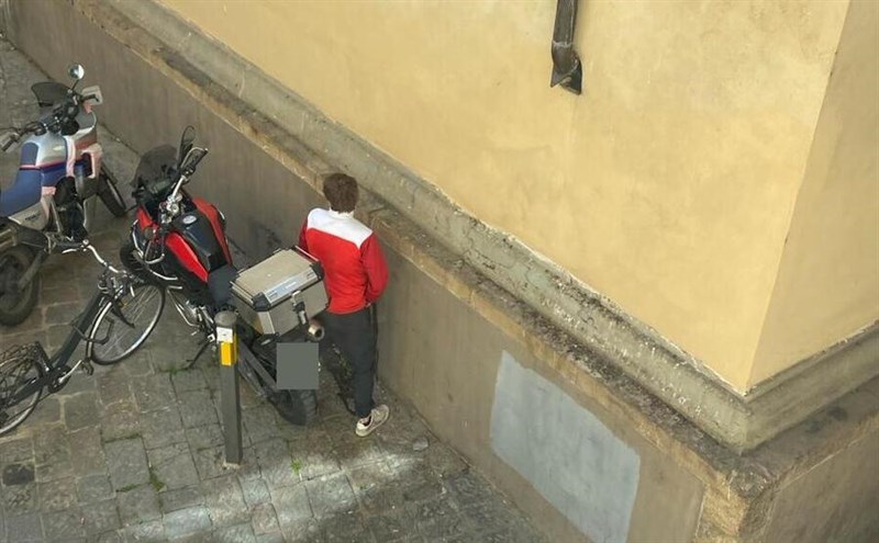 Orinatoio Santo Spirito anche di giorno!