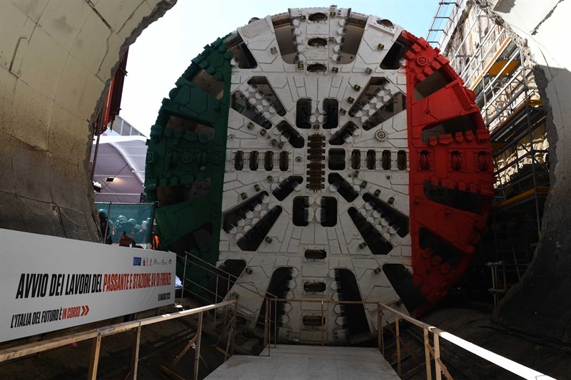 La fresa all'opera a Campo di Marte