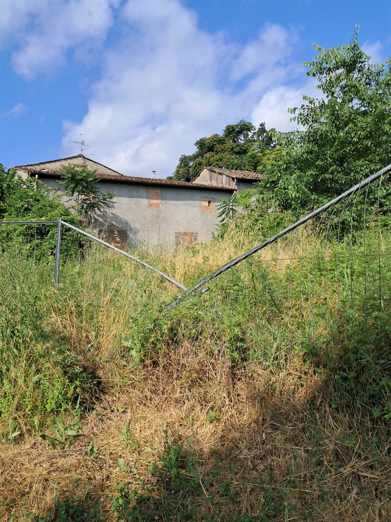 L'occupazione dell'ex caserma