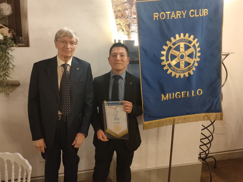 Il nuovo socio del Rotary Club, l’Ing. Luis Miguel Bautista Borda 
