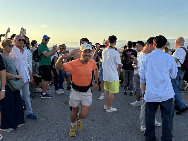 L'arrivo al piazzale Michelangelo