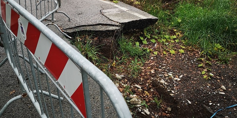 Il cedimento della strada