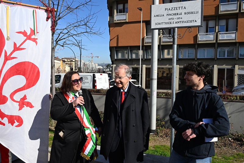 La piazzetta dedicata a una grande donna