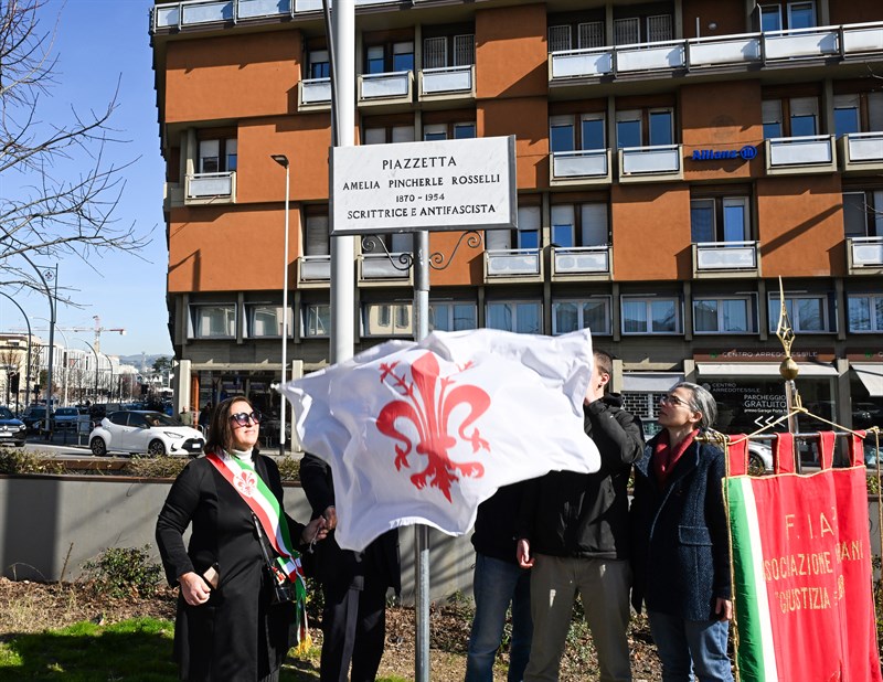 La piazzetta dedicata a una grande donna