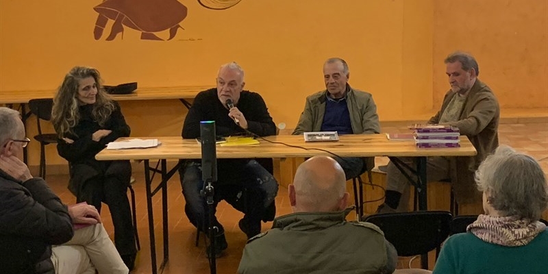 "Lo scudetto dei giovani". Presentato il libro di Confortini a San Piero presente Claudio Merlo