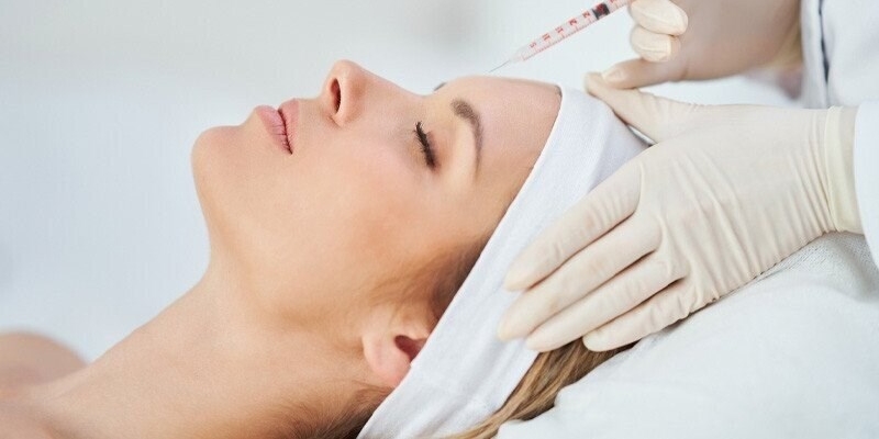 Baby botox e prevenzione delle rughe: boom di richieste tra gli under 30 in Italia