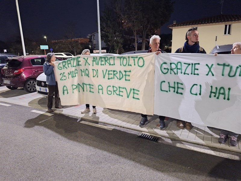 I residenti della zona e le loro proteste