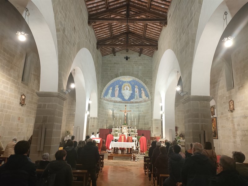 Un momento della Santa Messa 