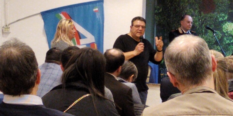 Simone Gianfaldoni del Comitato Cittadini Attivi nel suo intervento
