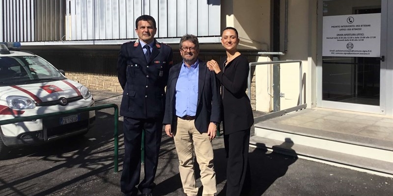 Il comandante, il sindaco Fossi e l'assessore