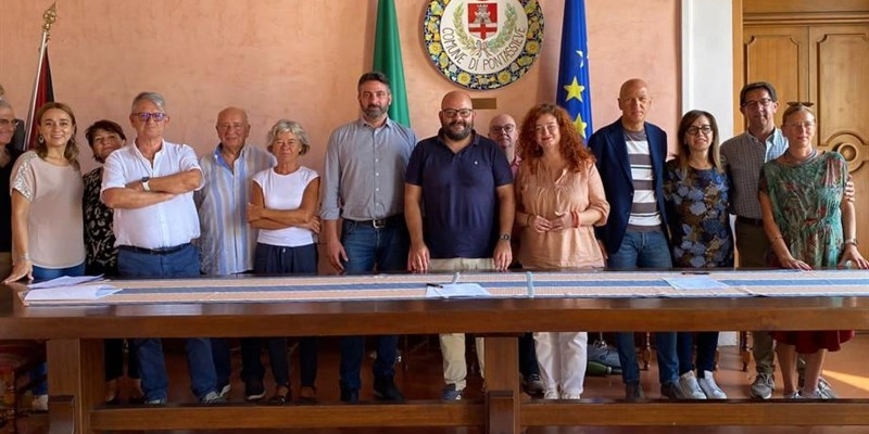 La firma dell'accordo