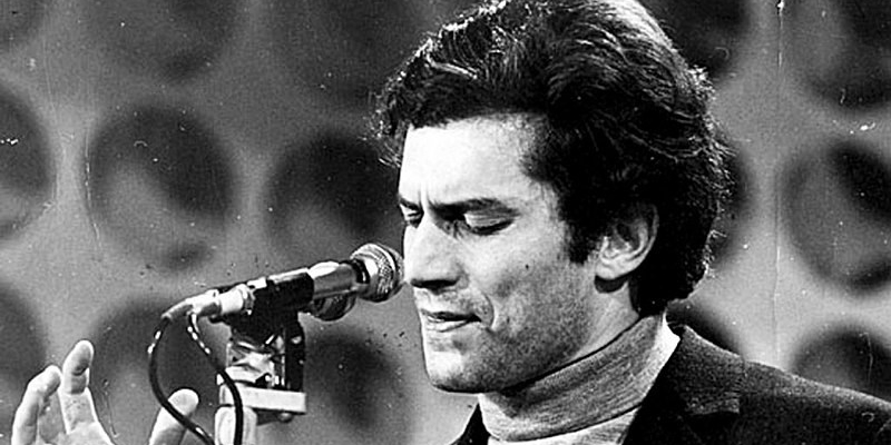 1967, Luigi Tenco sul palco di Sanremo poche ore prima della morte