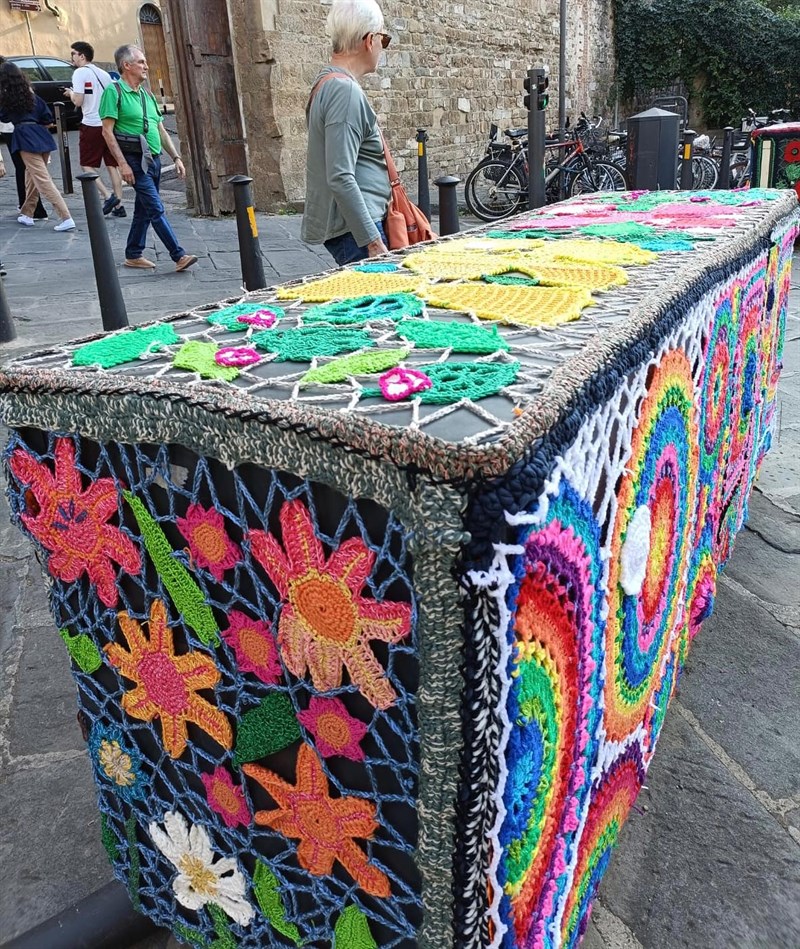 L'installazione di street arti di Vania Focardi