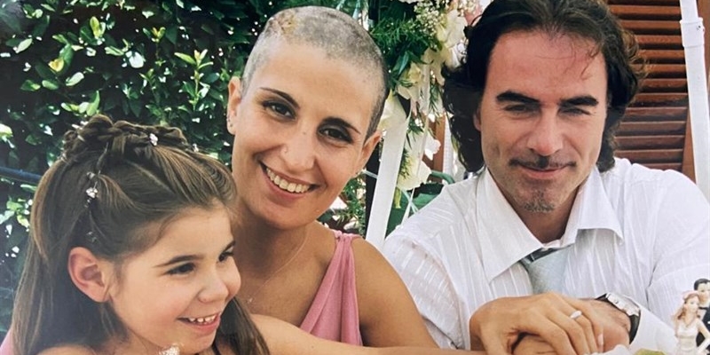 Paola Morandi assieme al marito Claudio Masi e la figlia Martina il giorno del loro matrimonio 