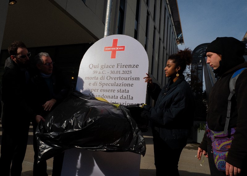 La scopertura della lapide