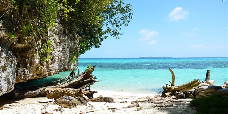2016. Palau è il primo stato al mondo a vietare le creme solari.