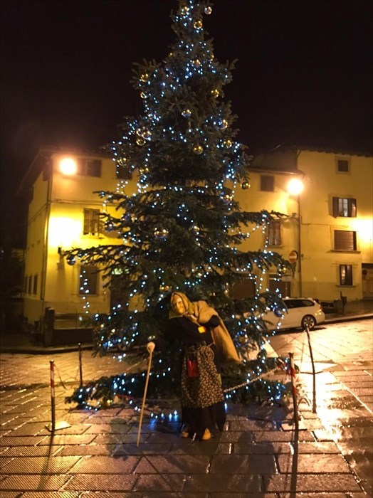 La Befana e le letterine dei bambini