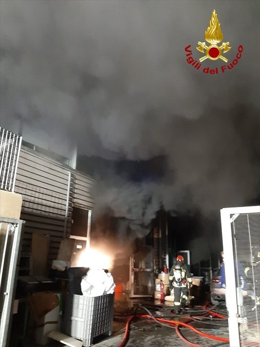 Incendio a Bagno a ripoli: l'Intervento dei Vigili del Fuoco