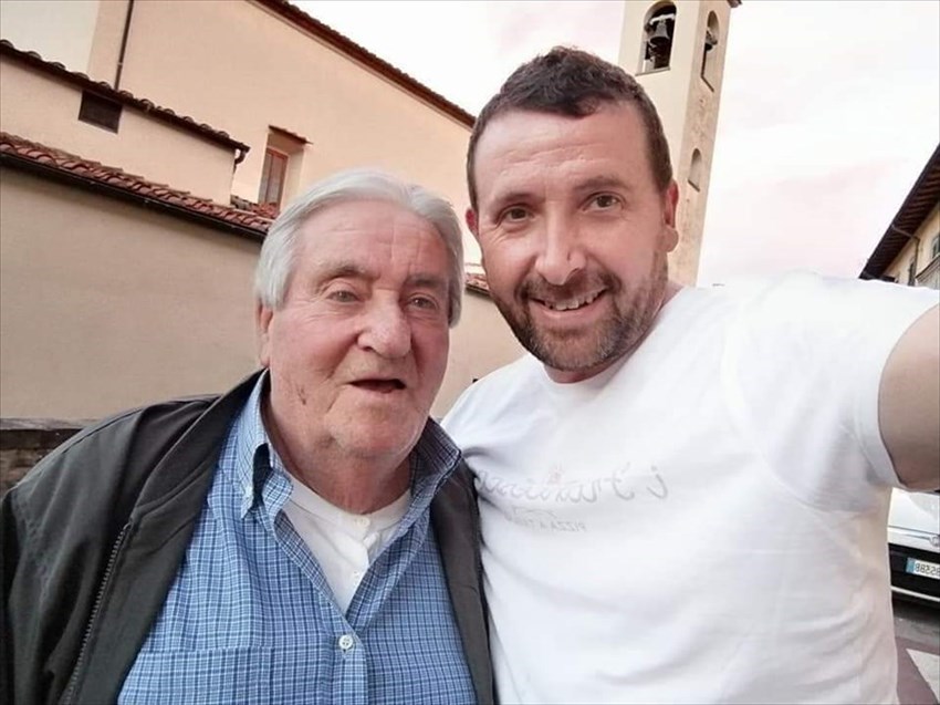 Mario Brachi detto "Paiolo" assieme ad Andrea Bongi, figlio di uno degli ex soci di Brachi e titolari dello Chalet Albereta