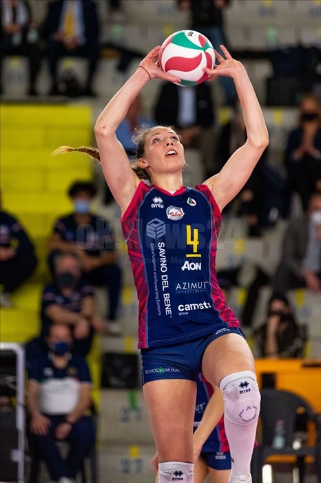 La palleggiatrice della Savino Del Bene Scandicci Ofelia Malinov (4).
