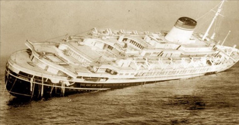 affonda l'Andrea Doria