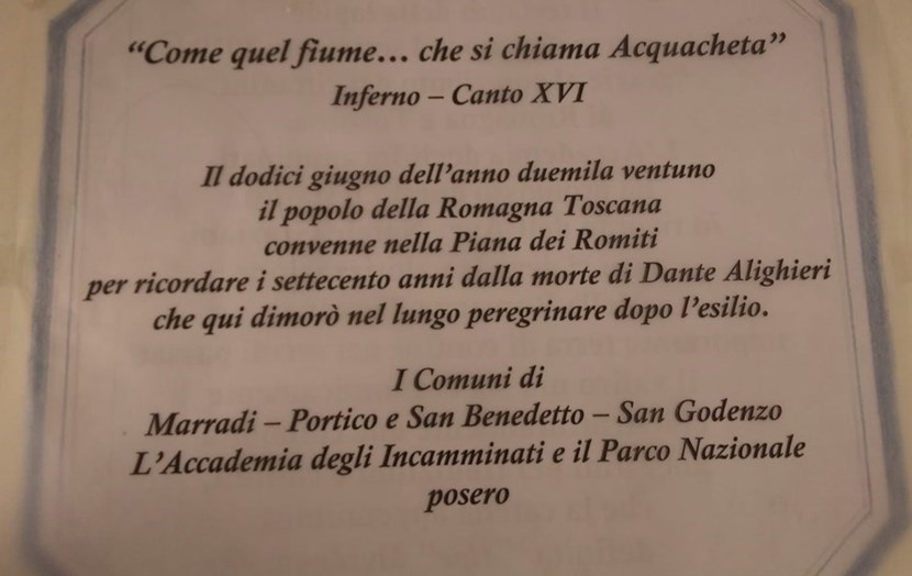 La targa commemorativa in ricordo di Dante  Alighieri