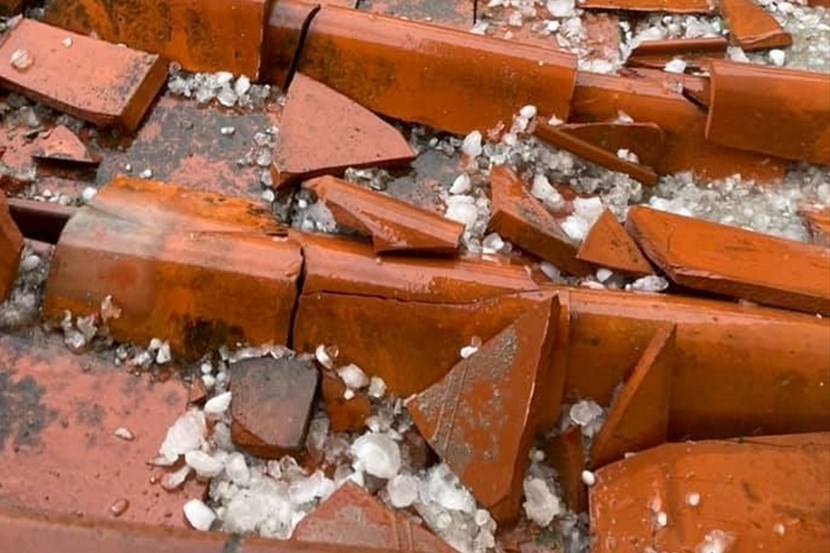 Grandine.  Una decina di persone sfollate da casa a Bivigliano e dintorni.