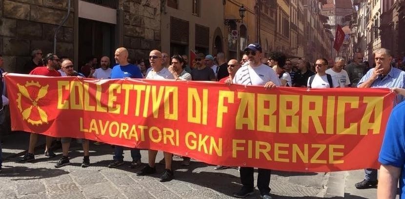 Una manifestazione dei lavoratori Gkn