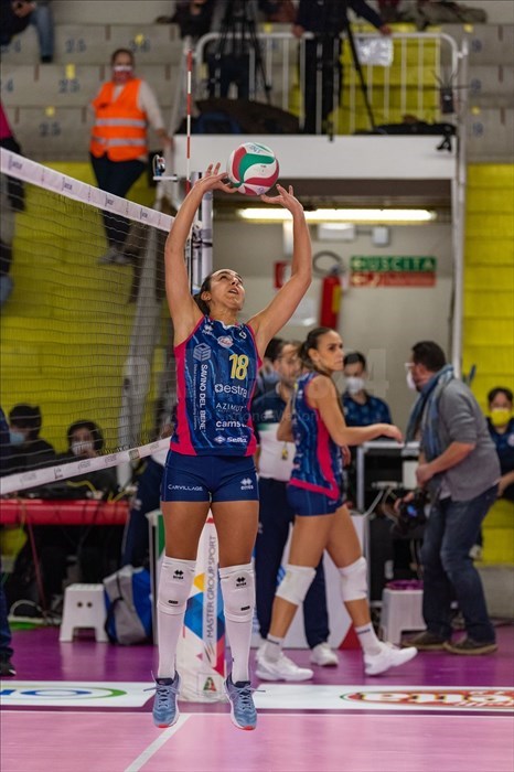 La palleggiatrice della Savino del Bene Scandicci Letizia Camera (18).